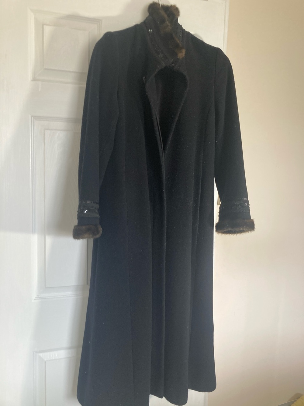 Long Black Women's Trench Coat with Fur Trim